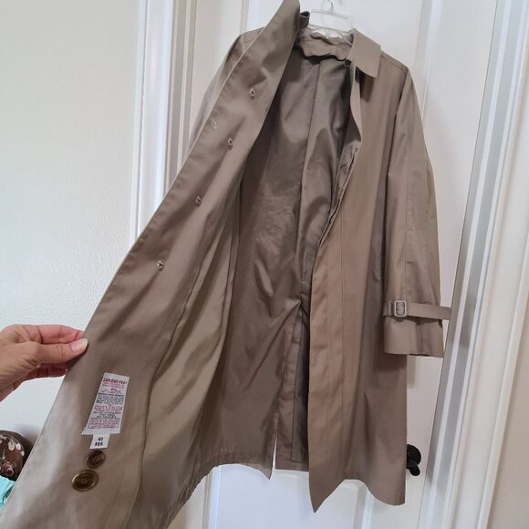 London Fog Trench Coat, Maincoats, with Removable Liner, 40R - Picture 5 of 13